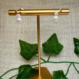 New Platinum-Plated S925 Freshwater Pearl & Moissanite Earrings